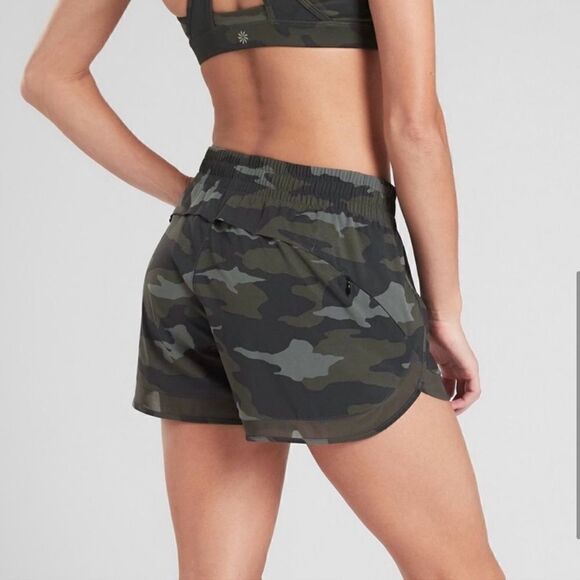 Athleta Camo Printed Mesh Racer Run Short NO LINER - Picture 11 of 11